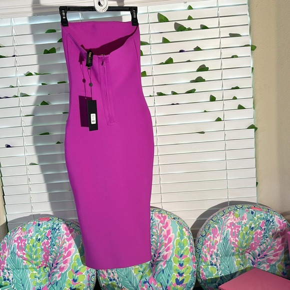 NEW! NovaLuxe violet strapless bodycon dress - Picture 4 of 9